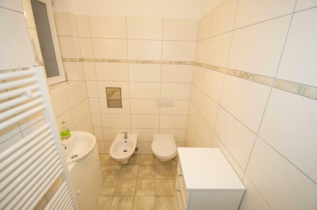 Apartman Carolinum Прага Екстер'єр фото